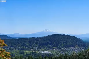 10065 SE Cresthill Rd, Happy Valley, OR 97086 - Photo 2
