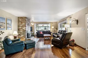 963 SE Glenn St, Roseburg, OR 97470 - Photo 4