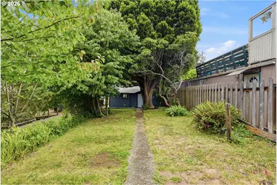 535 State St, North Bend, OR 97459 - Photo 28