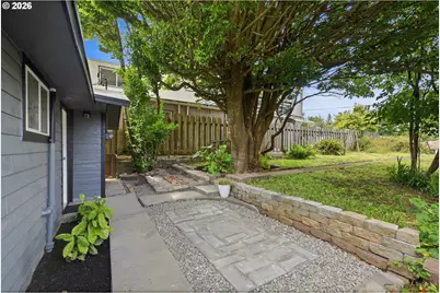 535 State St, North Bend, OR 97459 - Photo 26