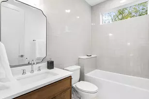 2472 SE Lincoln St, Portland, OR 97214 - Photo 16