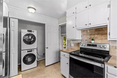 2250 Devos St, Eugene, OR 97402 - Photo 14