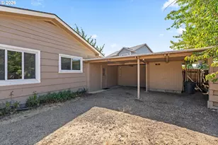 2250 Devos St, Eugene, OR 97402 - Photo 6