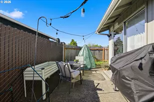 2018 Debra Dr, Springfield, OR 97477 - Photo 22