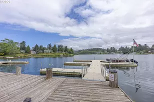 3500 NE West Devils Lake Rd, Lincoln City, OR 97367 - Photo 32