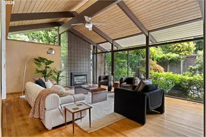 15210 NE Hoyt St, Portland, OR 97230 - Photo 8