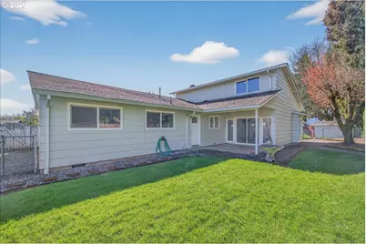 51913 SE Woodmere Ct, Scappoose, OR 97056 - Photo 8