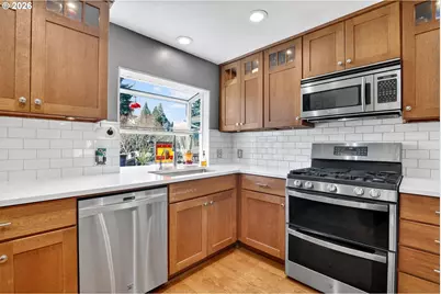 14275 SE Holly View Ter, Damascus, OR 97089 - Photo 16