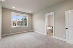 9402 SE Causey Ave, Happy Valley, OR 97086 - Photo 44