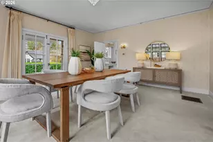 2300 SW 18th Ave, Portland, OR 97201 - Photo 8