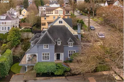 2300 SW 18th Ave, Portland, OR 97201 - Photo 40