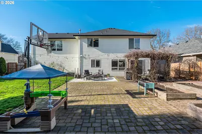 3120 N Ivy Dr, Newberg, OR 97132 - Photo 32