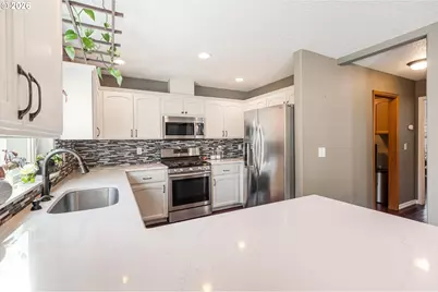 3120 N Ivy Dr, Newberg, OR 97132 - Photo 14