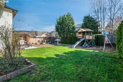3120 N Ivy Dr, Newberg, OR 97132 - Photo 36