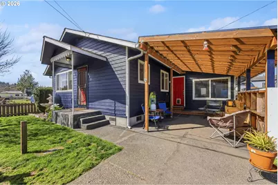 610 Park Ave, Lakeside, OR 97449 - Photo 2