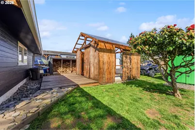 610 Park Ave, Lakeside, OR 97449 - Photo 28