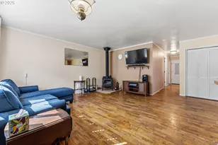 610 Park Ave, Lakeside, OR 97449 - Photo 8