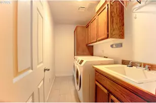 3600 SW Brittany Dr, Gresham, OR 97080 - Photo 12