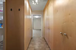 8325 NE Going Pl, Portland, OR 97220 - Photo 14
