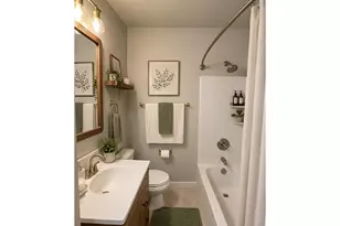 8325 NE Going Pl, Portland, OR 97220 - Photo 18