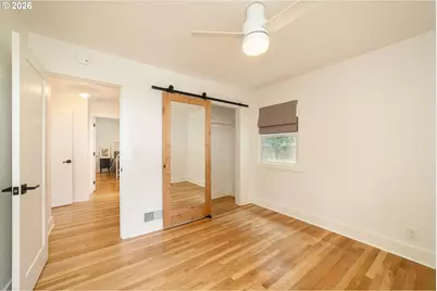 1317 NE 109th Ave, Portland, OR 97220 - Photo 10