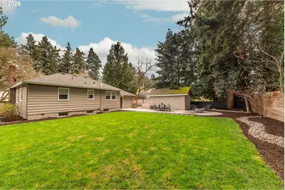 1317 NE 109th Ave, Portland, OR 97220 - Photo 16