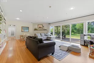 112 SW Tualatin Loop, West Linn, OR 97068 - Photo 10