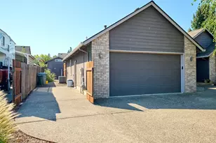 331 SE 9th Ave, Canby, OR 97013 - Photo 34