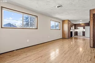 5103 NE 42nd Ave, Portland, OR 97218 - Photo 10