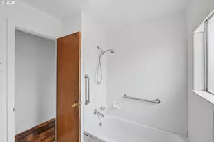 105 S 8th St, Lakeside, OR 97449 - Photo 12