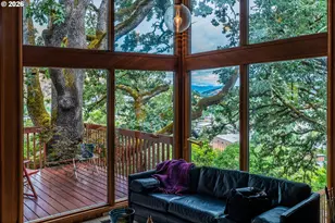 1172 SE Hawthorne Dr, Roseburg, OR 97470 - Photo 8