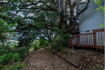 1172 SE Hawthorne Dr, Roseburg, OR 97470 - Photo 38