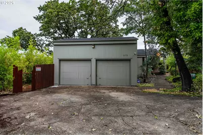 1172 SE Hawthorne Dr, Roseburg, OR 97470 - Photo 44