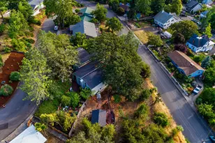 1172 SE Hawthorne Dr, Roseburg, OR 97470 - Photo 40