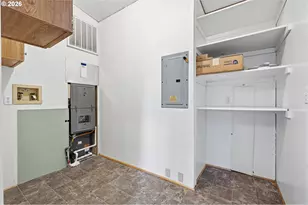 912 Ash St, Brownsville, OR 97327 - Photo 28