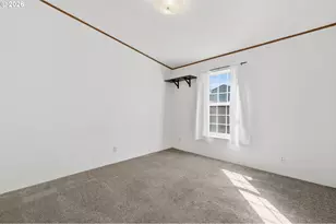 912 Ash St, Brownsville, OR 97327 - Photo 22