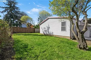 912 Ash St, Brownsville, OR 97327 - Photo 32