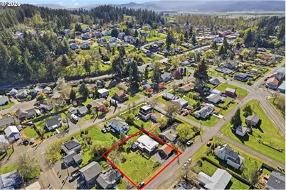 912 Ash St, Brownsville, OR 97327 - Photo 38