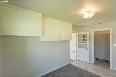 853 W 15th St, Coquille, OR 97423 - Photo 22