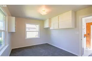 853 W 15th St, Coquille, OR 97423 - Photo 20