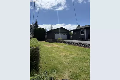 853 W 15th St, Coquille, OR 97423 - Photo 38