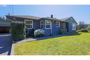 853 W 15th St, Coquille, OR 97423 - Photo 2