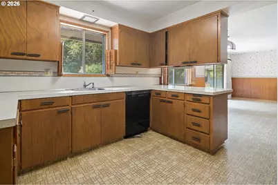7430 SW Varns St, Tigard, OR 97223 - Photo 8