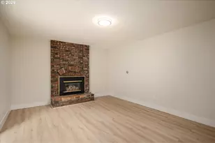 4249 NE Meadow Ln, Hillsboro, OR 97124 - Photo 16