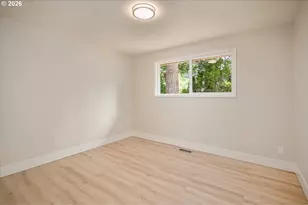 4249 NE Meadow Ln, Hillsboro, OR 97124 - Photo 24