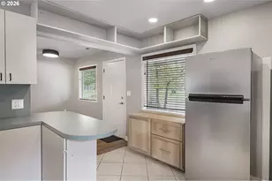 6811 SE 87th Ave, Portland, OR 97266 - Photo 18