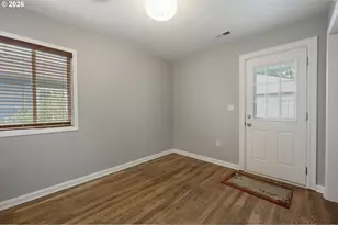 6811 SE 87th Ave, Portland, OR 97266 - Photo 30