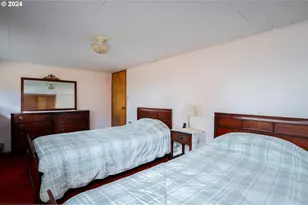 22726 Cedar Grove Rd, Clatskanie, OR 97016 - Photo 14