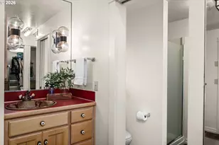 49482 McKenzie Hwy, Vida, OR 97488 - Photo 40