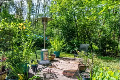49482 McKenzie Hwy, Vida, OR 97488 - Photo 42